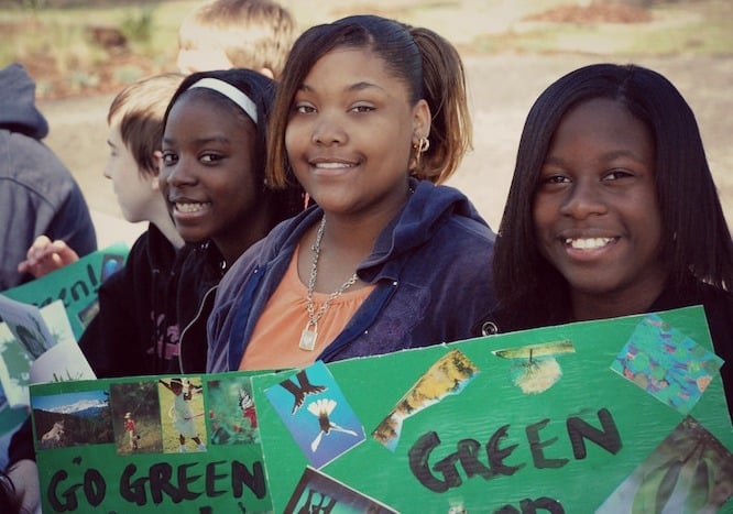 Bringing Environmental Issues into the Classroom