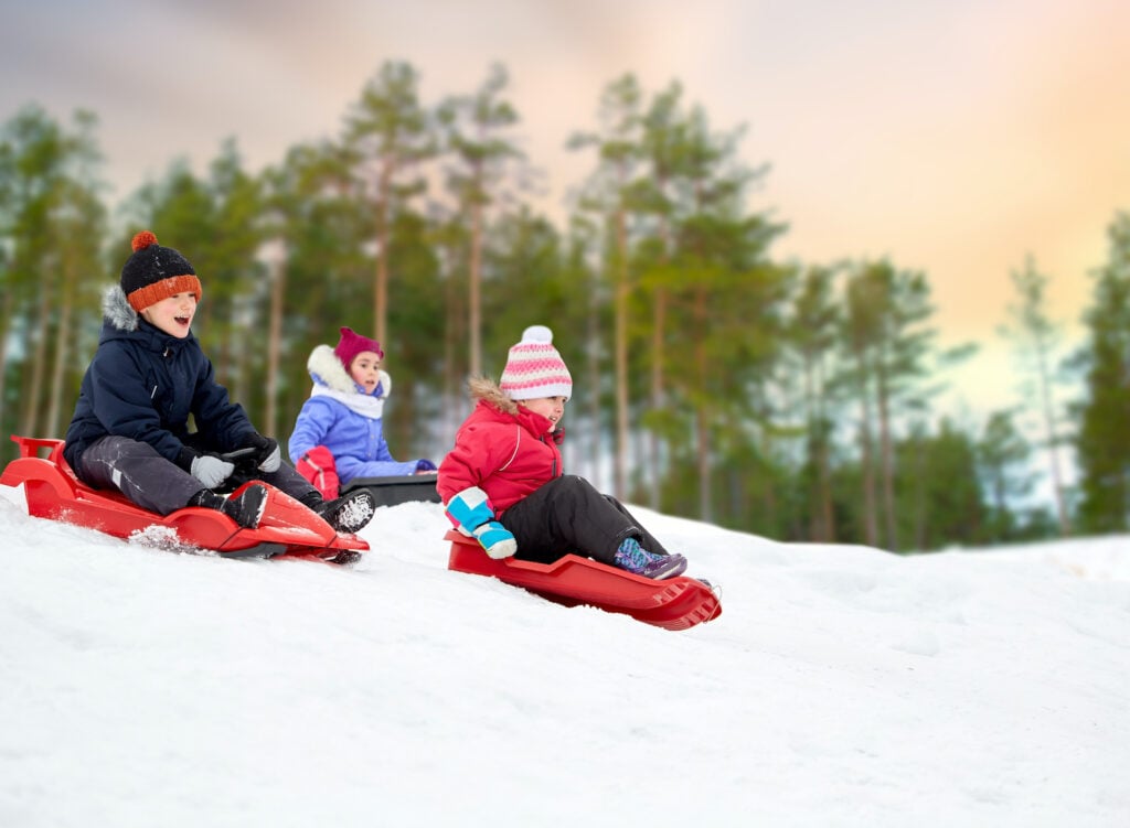 cold weather outdoor games