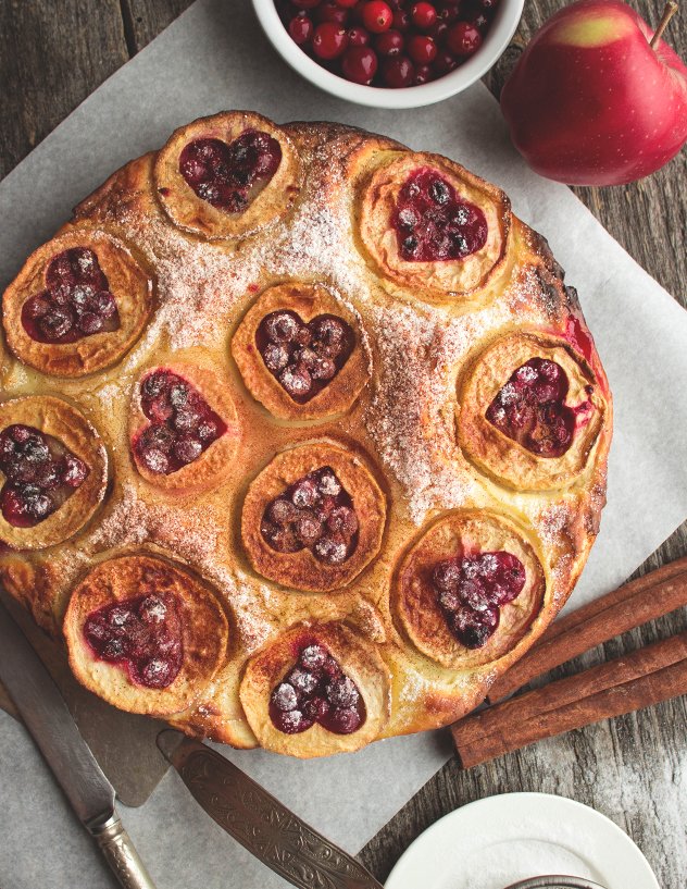 Vegan Cranberry Apple Caramel Pie