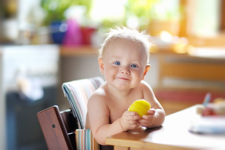 Baby Led Weaning: A Real Food Approach to Feeding Your Baby