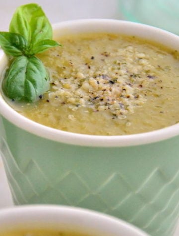 Simple Zucchini Tarragon Soup