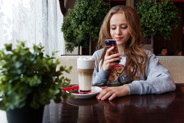 5 Questions to Consider Before Buying Your Child a Smartphone