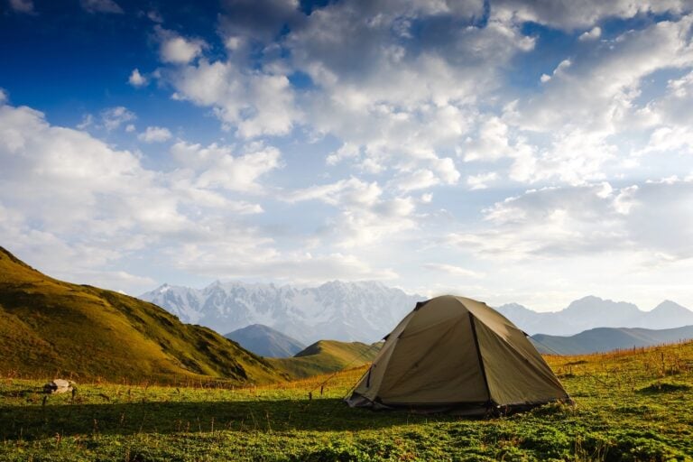 No Trace Camping: Eco-Friendly Camping Tips
