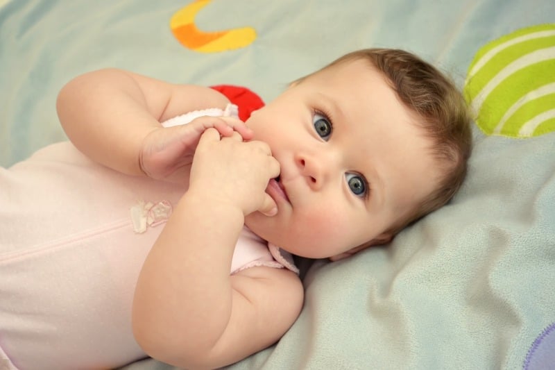 home natural remedies for teething babies