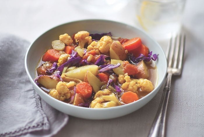 Hearty Winter Garlic and Vegetable Stew Recipe