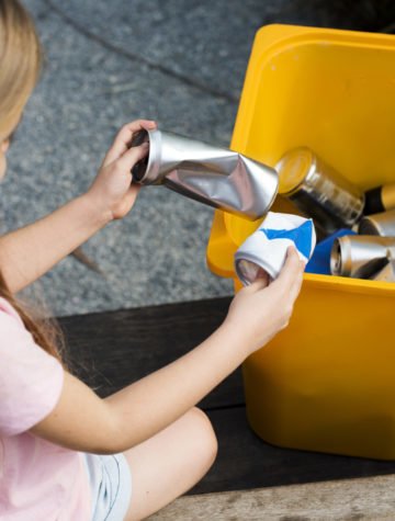 Why & How to Raise Earth-Conscious Kids
