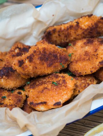 Allergy-friendly chicken nuggets recipe: Avoid the top allergens with this kid-friendly, healthy, and homemade recipe for chicken nuggets.