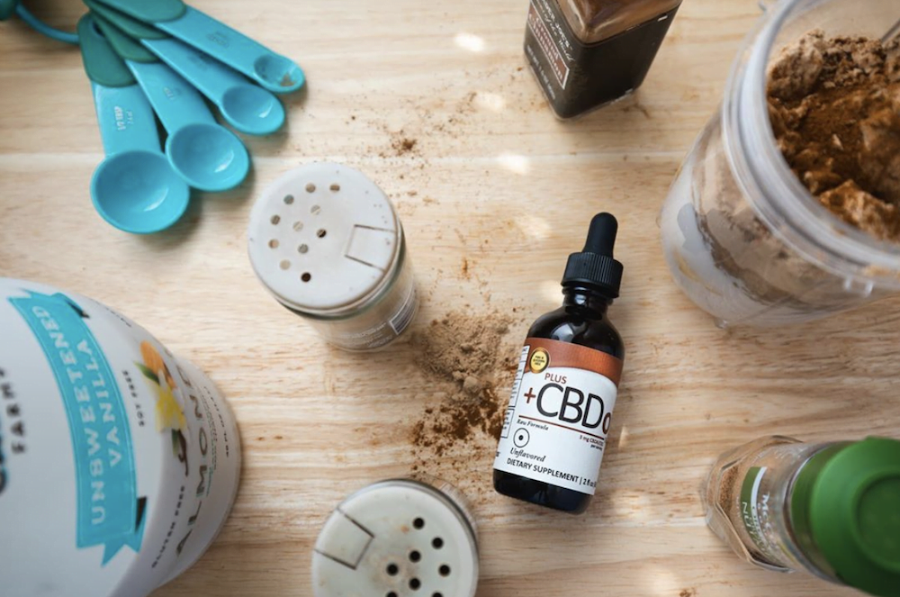 The Benefits of CBD Oil for Women & How to Use it Safely
