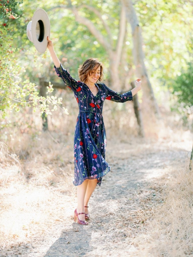 Autumn Reeser outside. Photography by Pau Von Rieter.