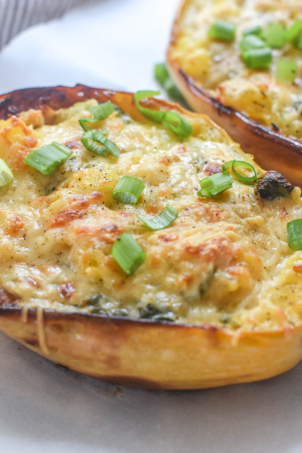 Cheesy Spinach & Garlic Stuffed Spaghetti Squash
