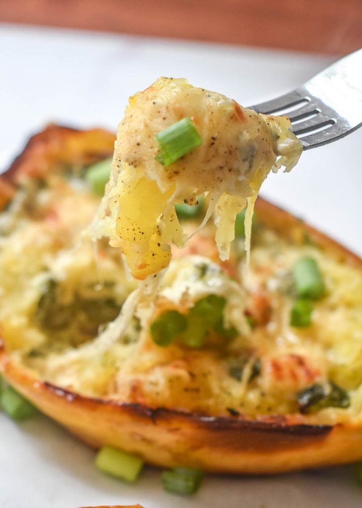 Spinach & Garlic Stuffed Spaghetti Squash