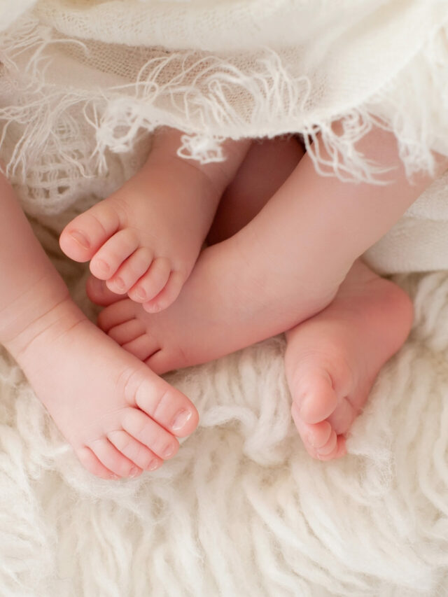 Gemini Names for Your Air-Sign Baby-to-Be Story