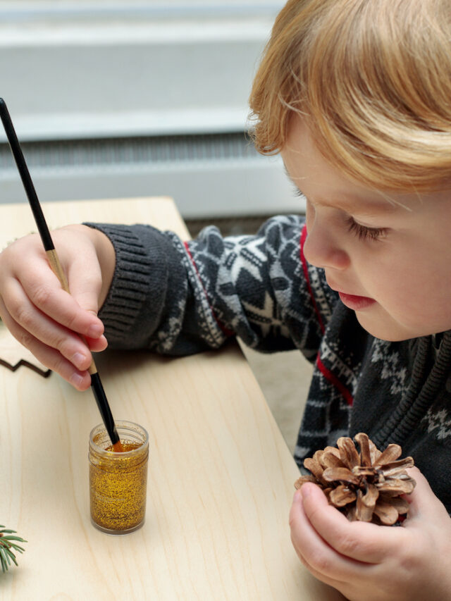 30 Things To Do On Christmas Eve and Christmas Day With Kids