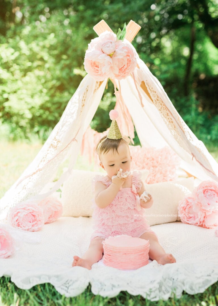 How to DIY Your Child’s 1st Birthday Photos