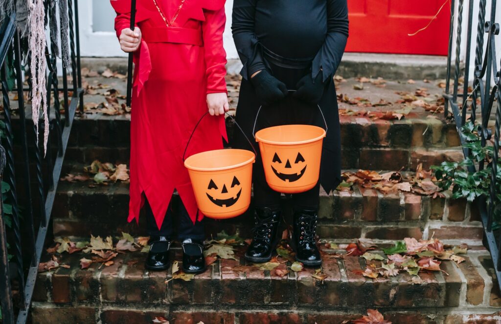 Healthy Halloween Treats for Trick or Treaters