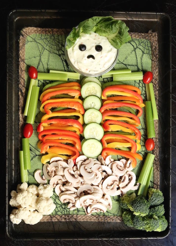 skeleton veggie tray for halloween