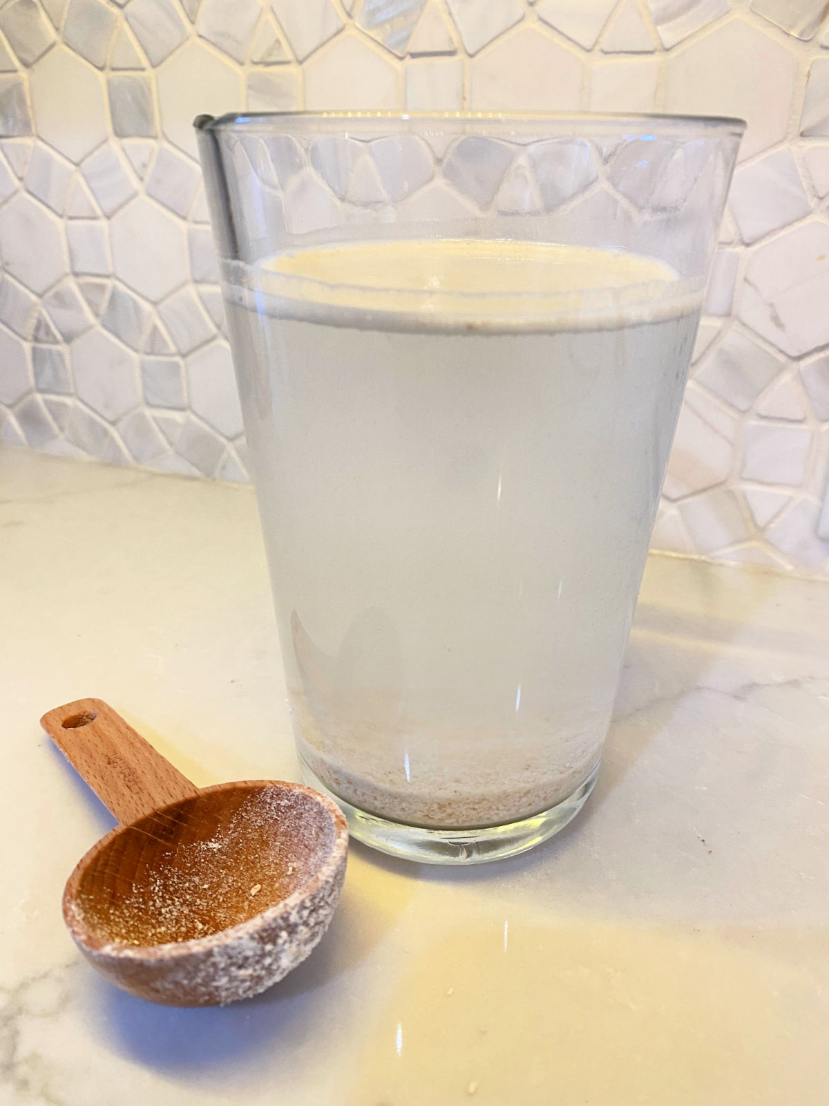 How to Make a Homemade Oatmeal Bath for Babies