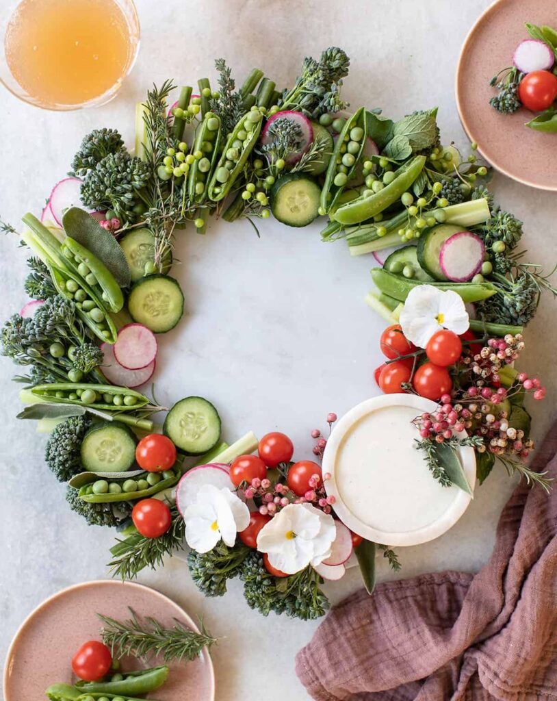 healthy holiday crudite wreath board